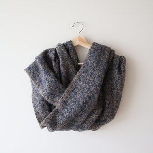 Simon Oversize Loop Scarf